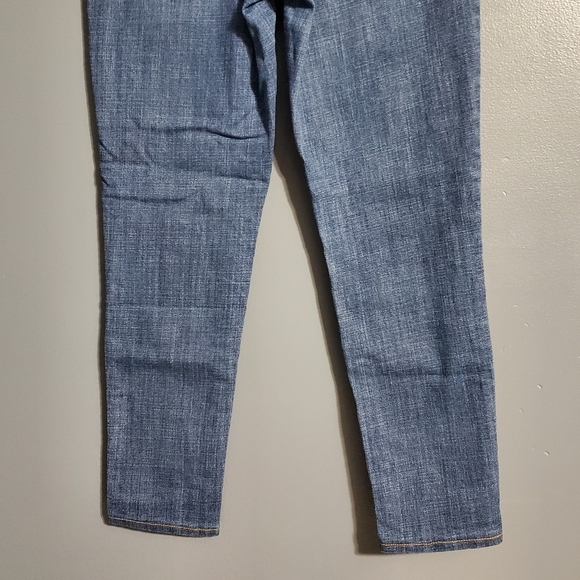 Levi's 721 High Rise Skinny Jeans Size 28 Medium Wash - Picture 5 of 6